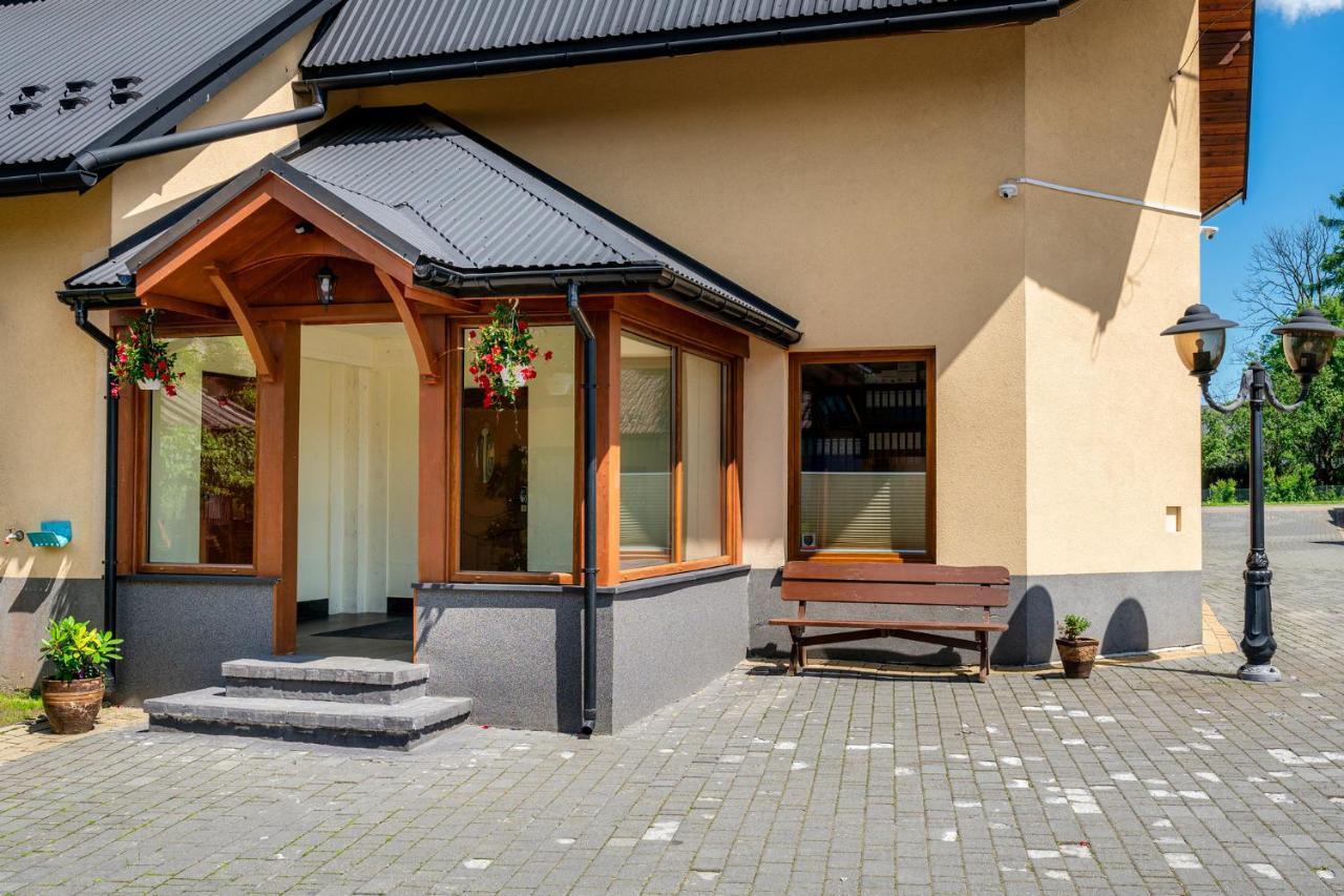 Pokoje Goscinne Szy & Mon Koniowka Exterior photo
